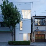 House in Tamatsu by Ido Kenji Architectural Studio
