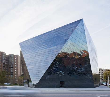 dezeen_Museum-of-Contemporary-Art-by-Mou