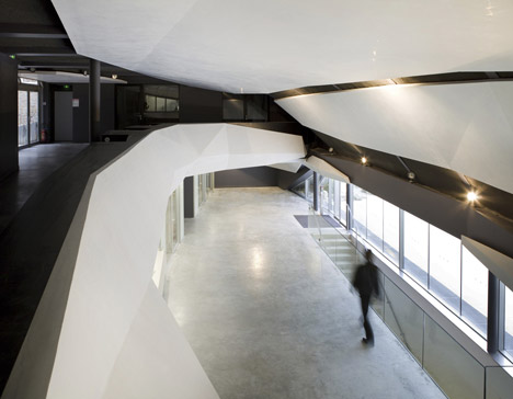 Regional Chamber of Commerce and Industry by Chartier-Corbasson Architectes