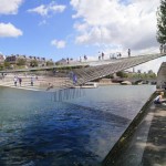 dezeen_Water At-traction by bureau faceB_sq_3