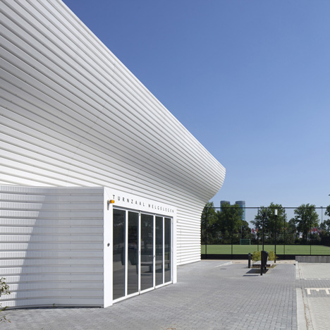 Gym Hall Nieuw Welgelegen by NL Architects