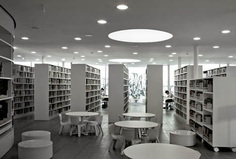 New Town Library in Maranello by Arata Isozaki and Andrea Maffei