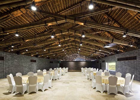 Dailai Conference Hall by Vo Trong Nghia