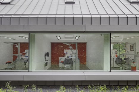 Dentist with a View by Shift architecture urbanism