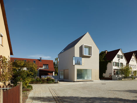 Haus E17 in Metzingen by (se)arch Architekten