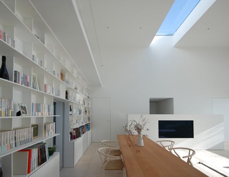 Library House by Shinichi Ogawa and Associates