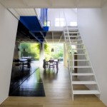 Transforming a laundry building by Alain Hinant
