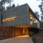 Omnibus House by Gubbins Arquitectos