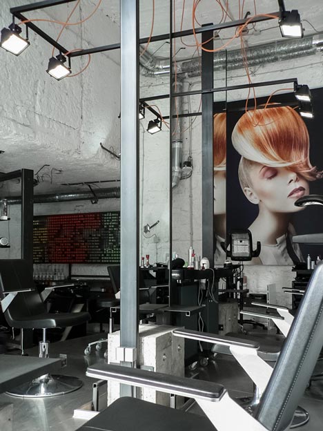 Táňa Kmenta Hair Studio by Studio Muon