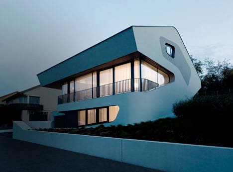 OLS House by J. Mayer H.