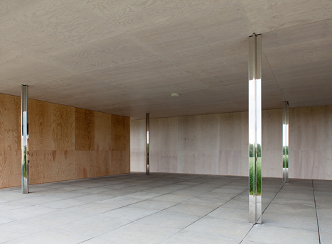 Mies van der Rohe - 1:1 Modell Golfclubhaus by Robbrecht en Daem architecten