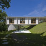 dezeen_House in Sonvico by Architetti Pedrozzi e Diaz Saravia_1sq
