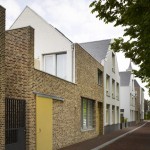 dezeen_Houses in Molenplein by Tony Fretton Architects_1sq
