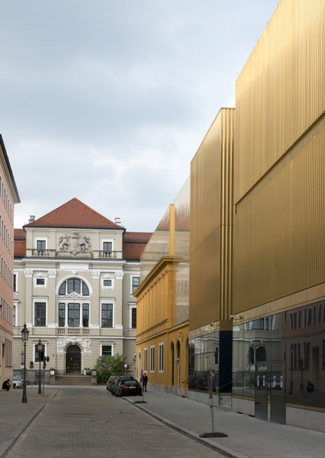Lenbachhaus museum by Foster + Partners