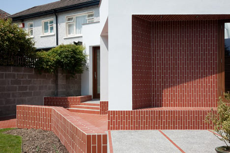 dezeen_House extension in Dublin by GKMP Architects_2