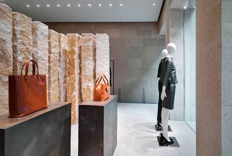 dezeen_Giada Milan flagship store by Claudio Silvestrin_7