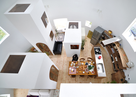 House in Chiharada by Studio Velocity