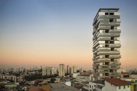 360º Building in São Paulo by Isay Weinfeld