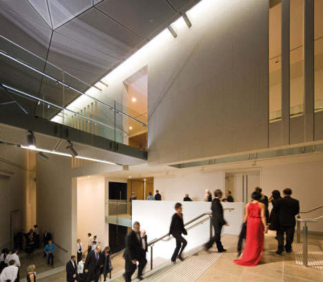 Auckland Art Gallery wins World Building of the Year 2013