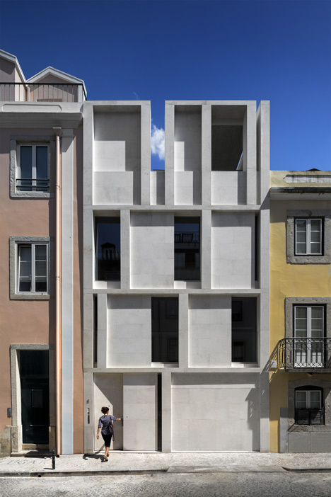 Townhouse in Lisbon by ARX Portugal