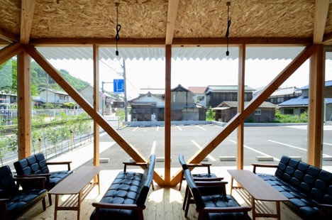 Cafeteria in Ushimado by Niji Architects_dezeen_12