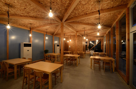 Cafeteria in Ushimado by Niji Architects_dezeen_20
