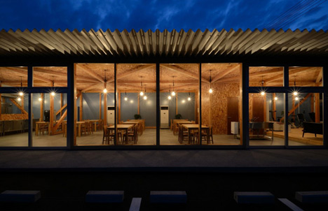Cafeteria in Ushimado by Niji Architects_dezeen_23