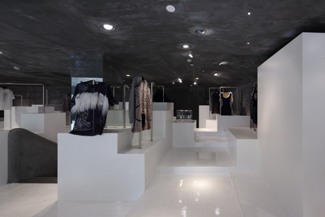 D2C concept store by 3Gatti Architecture Studio