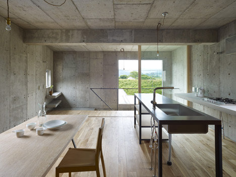 House in Yagi by Suppose Design office