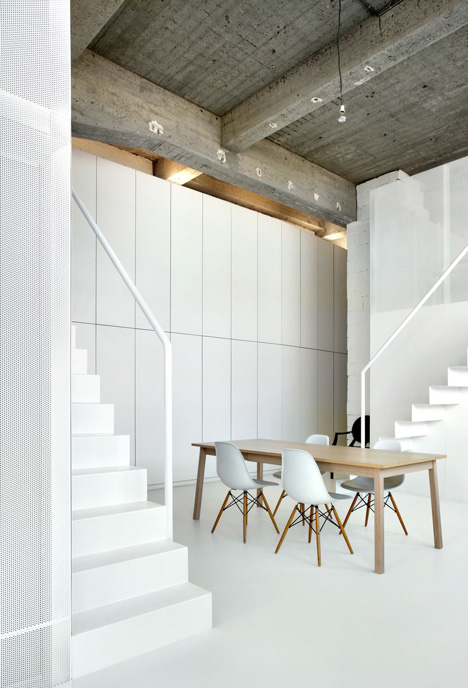 Loft FOR renovated apartment in Brussels by adn Architectures