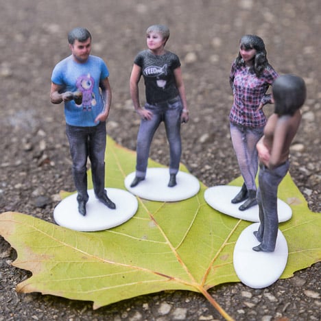 Tiny 3D selfies created using Kinect