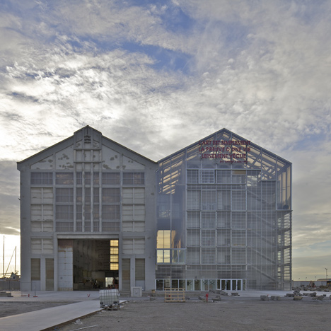 Art gallery and archive by Lacaton & Vassal mirrors an old shipbuilding workshop