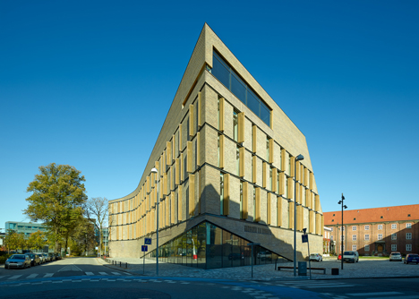 Frederiksberg Courthouse by 3XN