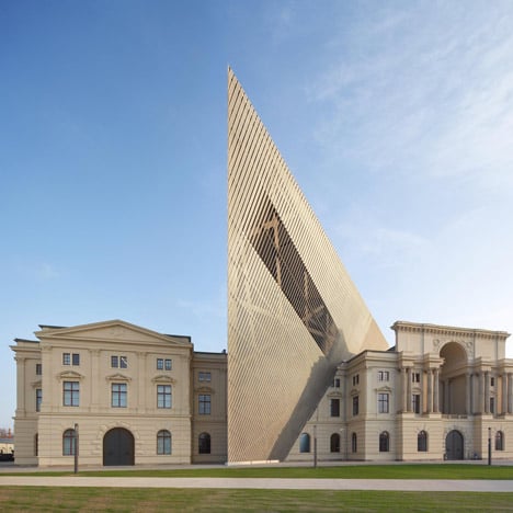 Dresden-Museum-of-Military-History-by-Daniel-Libeskind-photographed-by-Hufton-+-Crow_1
