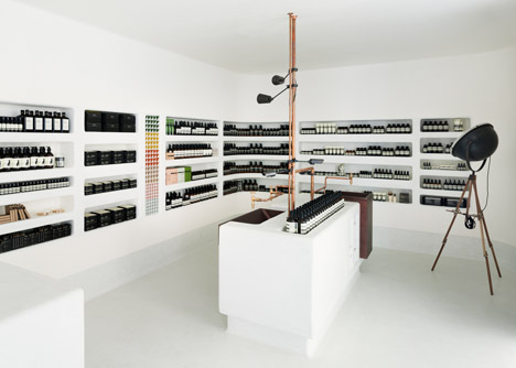 Aesop store in Kyoto by Simplicity