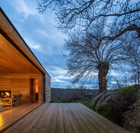 Churtichaga + Quadra-Salcedo built their Four Seasons House in an idyllic meadow