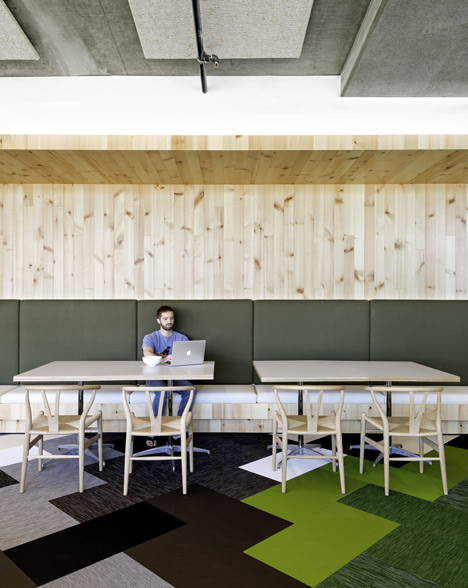 Cisco offices by Studio O+A features wooden meeting pavilions