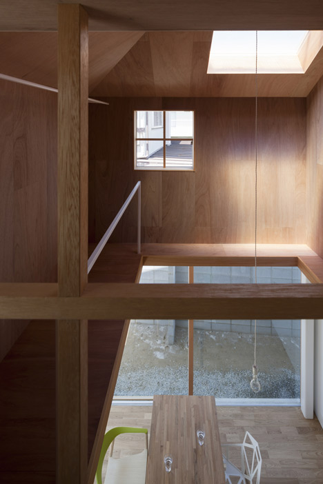 House in Kawanishi by Tato Architects based on Australia's "Queenslander" dwellings