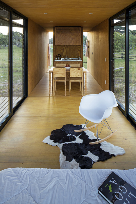 Minimod modular mobile home by MAPA Architects