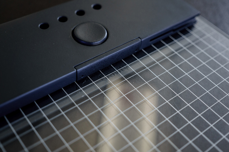 Gravity tablet combines virtual and augmented reality for 3D sketching