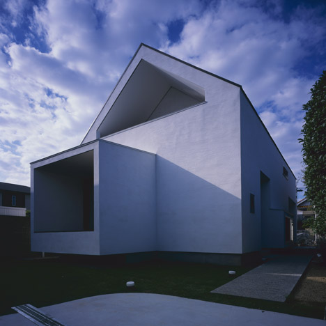 House in Fukai Japan by Horibe Associates