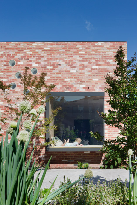 St Kilda East House by Clare Cousins Architects