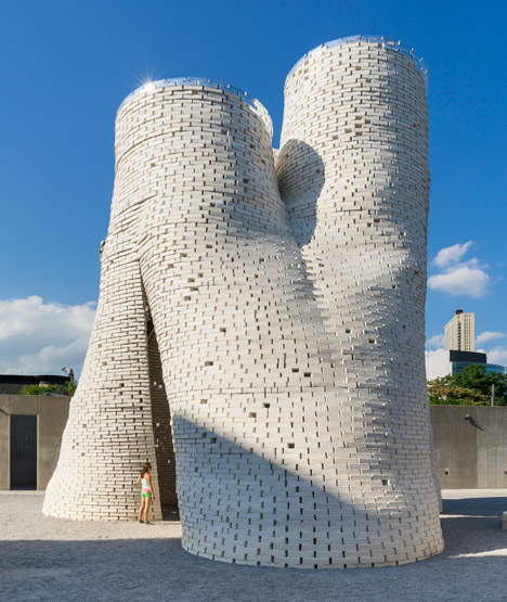 Tower of "grown" bio-bricks by The Living opens at MoMA PS1