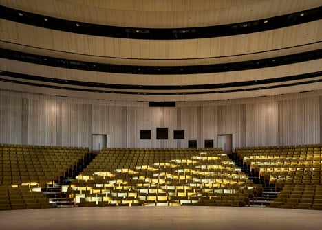 Karolinska Institutet auditorium by Wingardhs