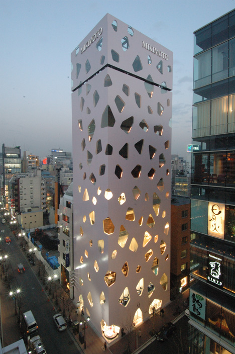 MikimMikimoto building in Ginza, Tokyo by  Toyo Ito & Associates and Taisei Design Paeoto building in Ginza by  Toyo Ito and Taisei Design Pae