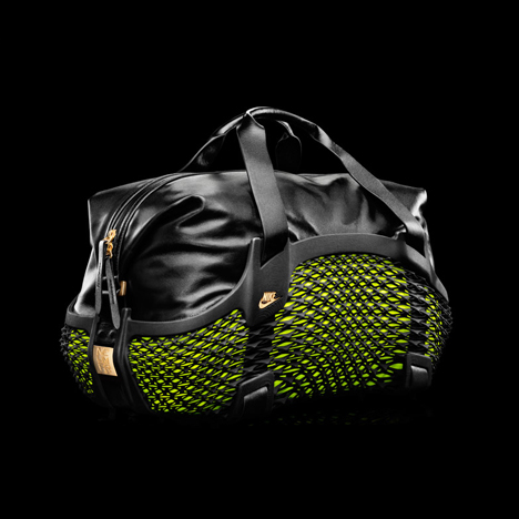 Nike Football Rebento 3D-printed bag