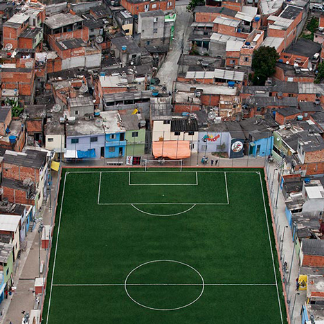 Pelada football pitch in São Paulo photographed by Leonardo Finotti