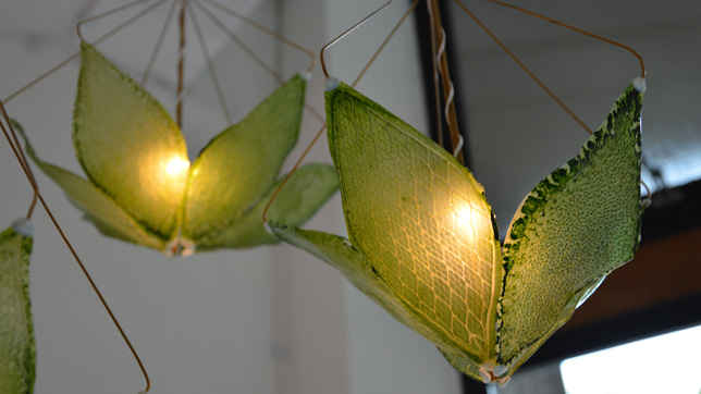 Осветительные приборы из искусственных листов