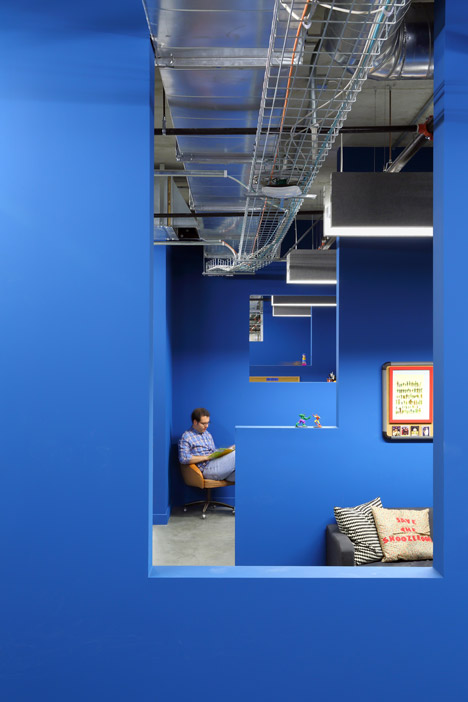 Funny Or Die Offices by Clive Wilkinson