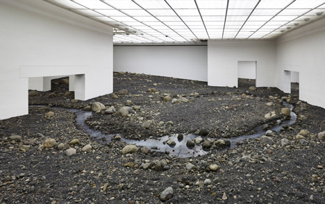 Riverbed-by-Olafur-Eliasson_dezeen_468_6